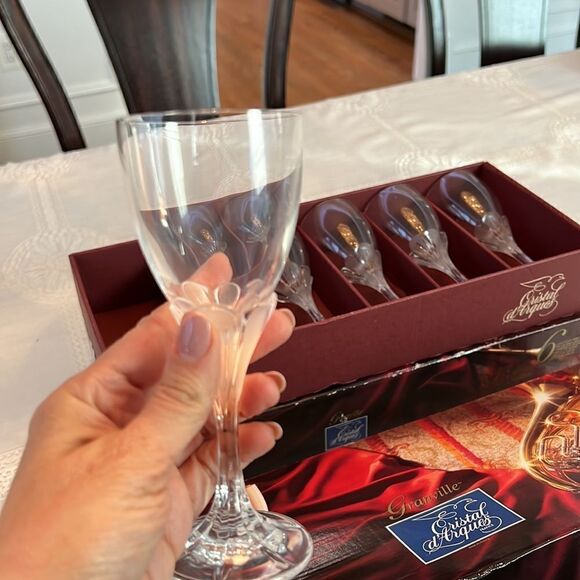 Granville  by CRISTAL D'ARQUES-DURAND glasses 4 oz set of 12. - Picture 4 of 6